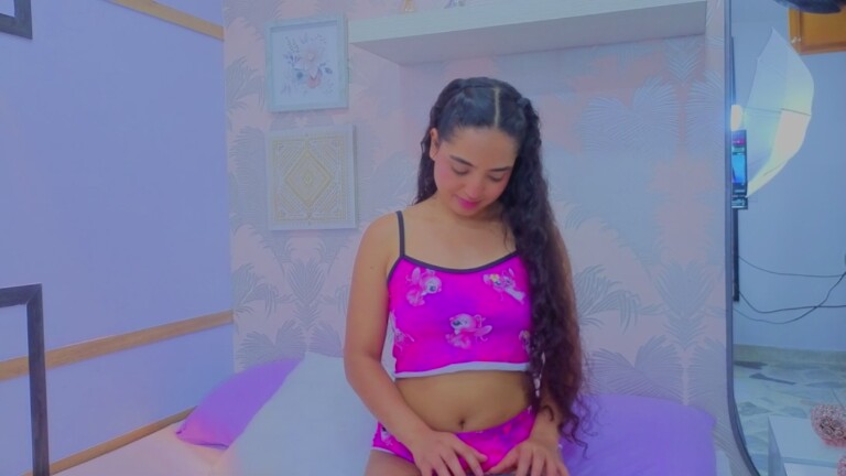 Emmaa_Thompsoon's Streamate show and profile