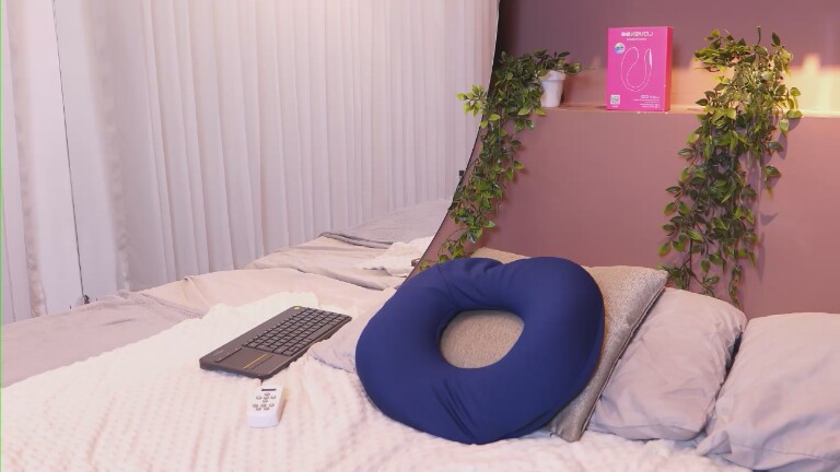 EvaPaoluci's Streamate show and profile