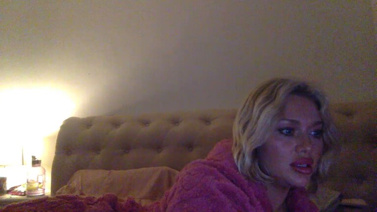 BlissDimiccoBabestation's Streamate show and profile