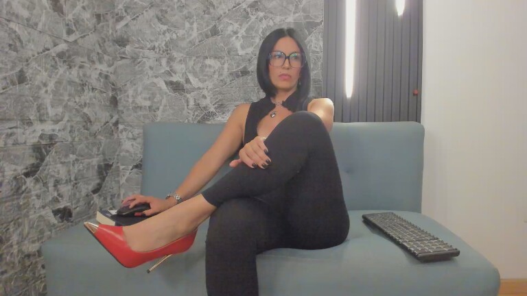 Beverly_Boss's Streamate show and profile
