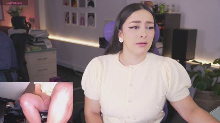 KimbeerlyClars's Streamate show and profile