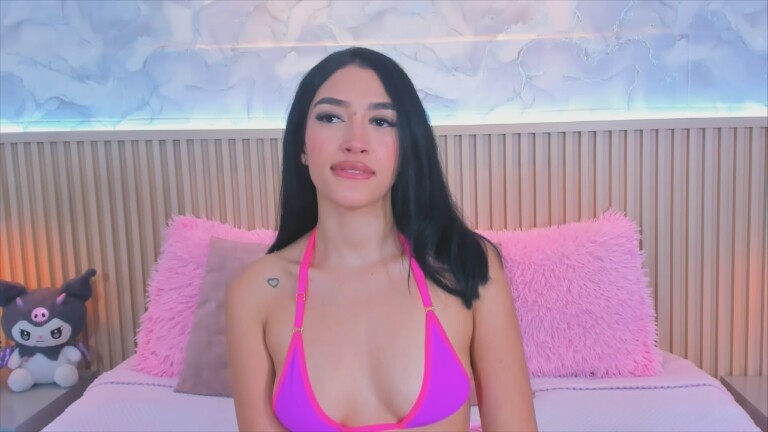 HemmaThompsonn's Streamate show and profile