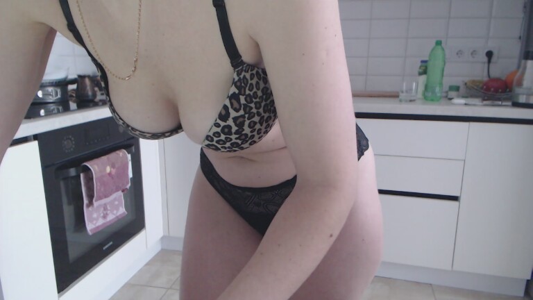 Charlotte88's Streamate show and profile