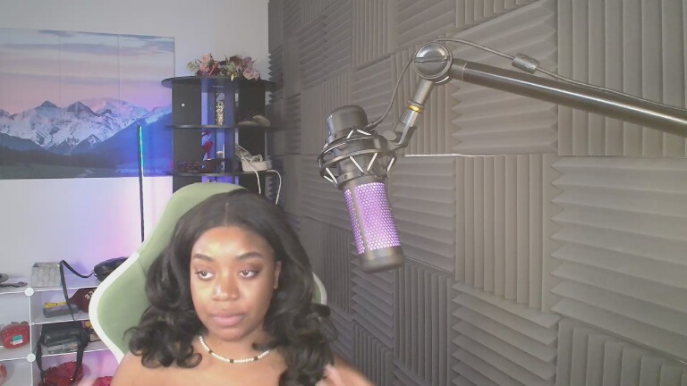 RobinTheSiren's Streamate show and profile