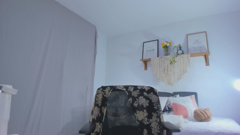 AlissonOwens's Streamate show and profile