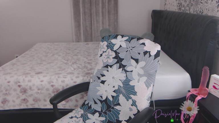 DaisieMaeXO's Streamate show and profile