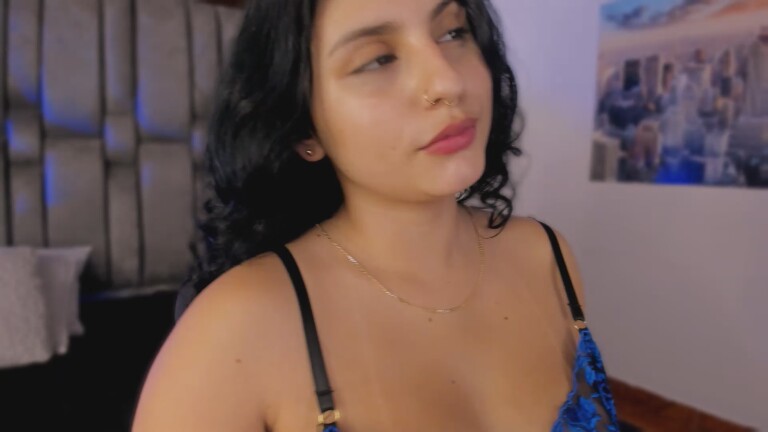 PrincessLuu's Streamate show and profile