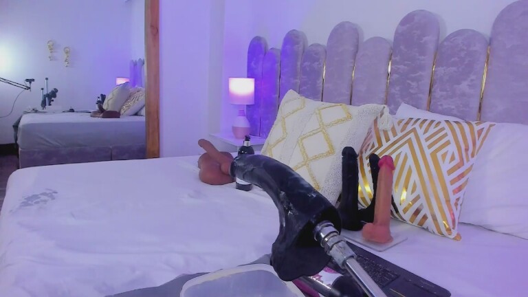 GabrielaHernandez's Streamate show and profile