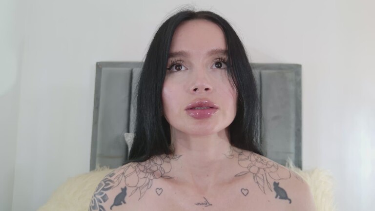 Sweetssinn's Streamate show and profile