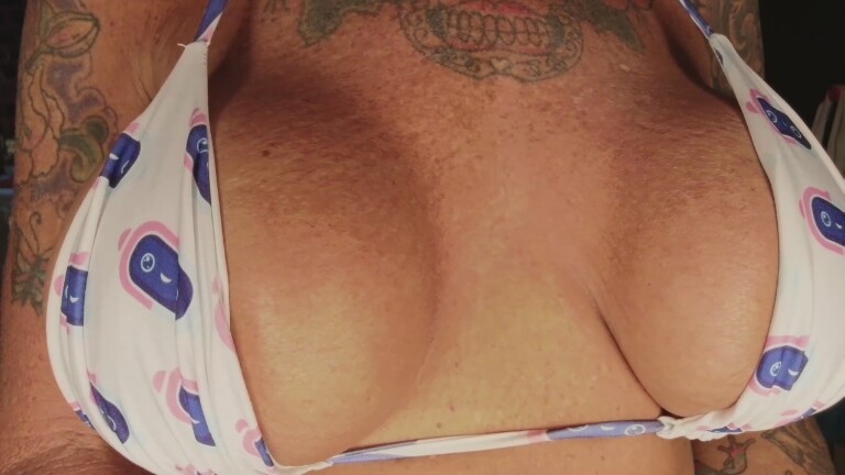 DixierebelDixiedime's Streamate show and profile