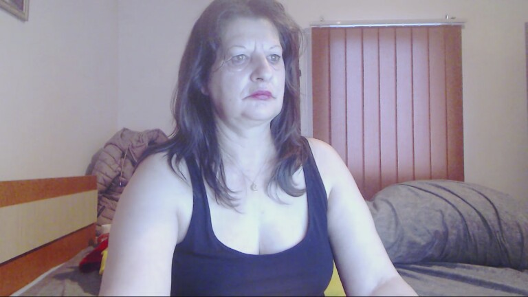 ExtasyMature's Streamate show and profile