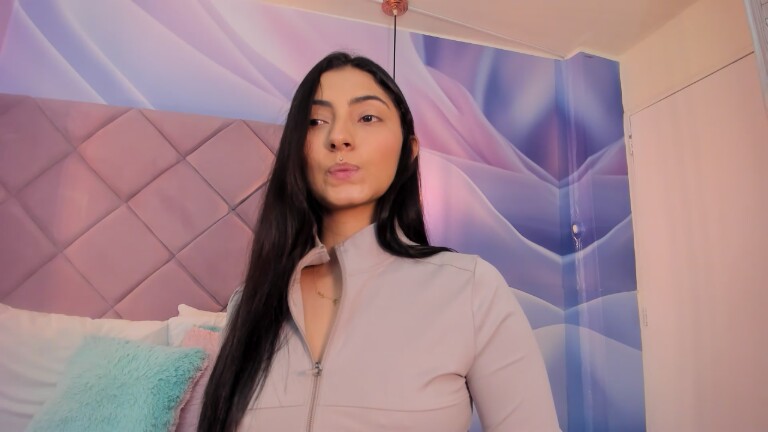 ViolletaRosse's Streamate show and profile