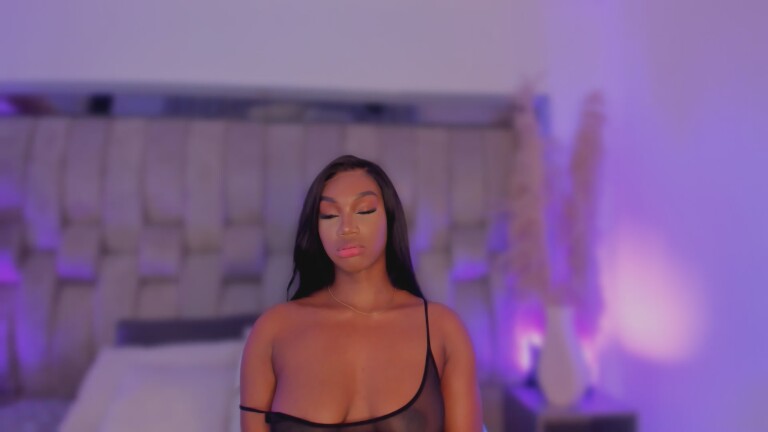 ChaynnaCooper's Streamate show and profile