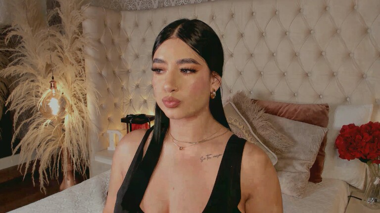 Dannah_Gomez's Streamate show and profile