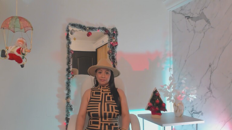 ViolettaThonsomS's Streamate show and profile