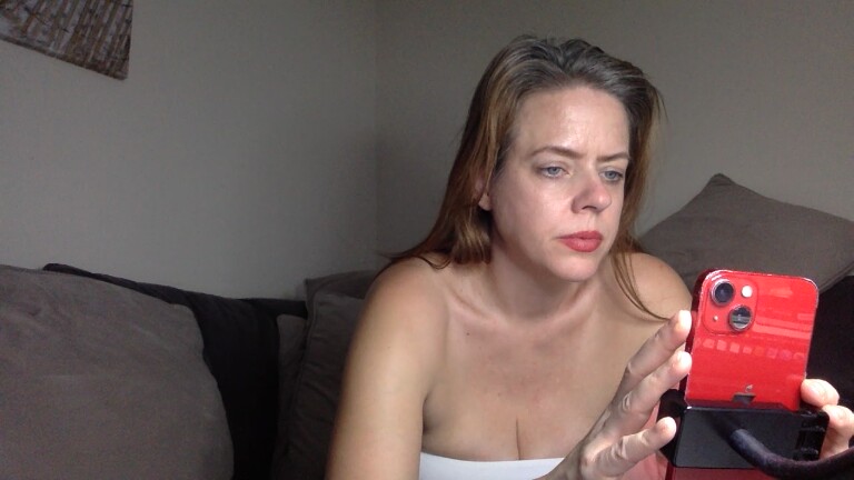 ElizabethArden42's Streamate show and profile