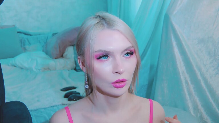 DenLina's Streamate show and profile