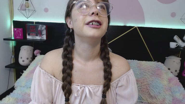 DanniAbbey's Streamate show and profile