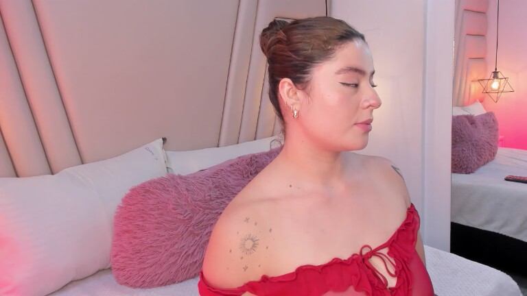 MonserrattMiller's Streamate show and profile