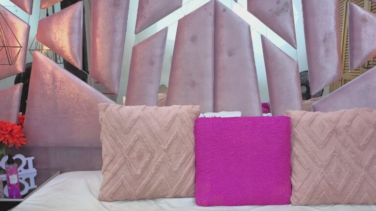 AbbyBenet's Streamate show and profile