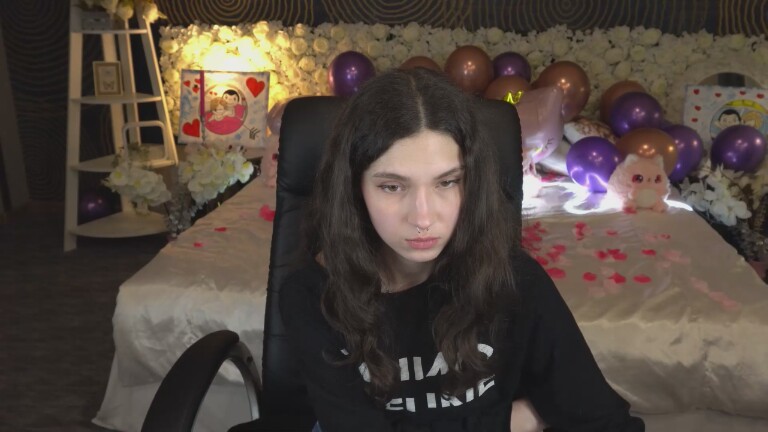 HappyFlowerr's Streamate show and profile