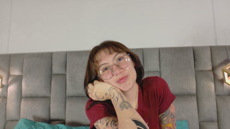 Isabella_Stewart's Streamate show and profile